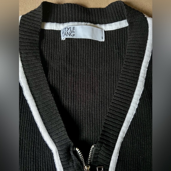 Bundle of 3 items - Picture 2 of 4